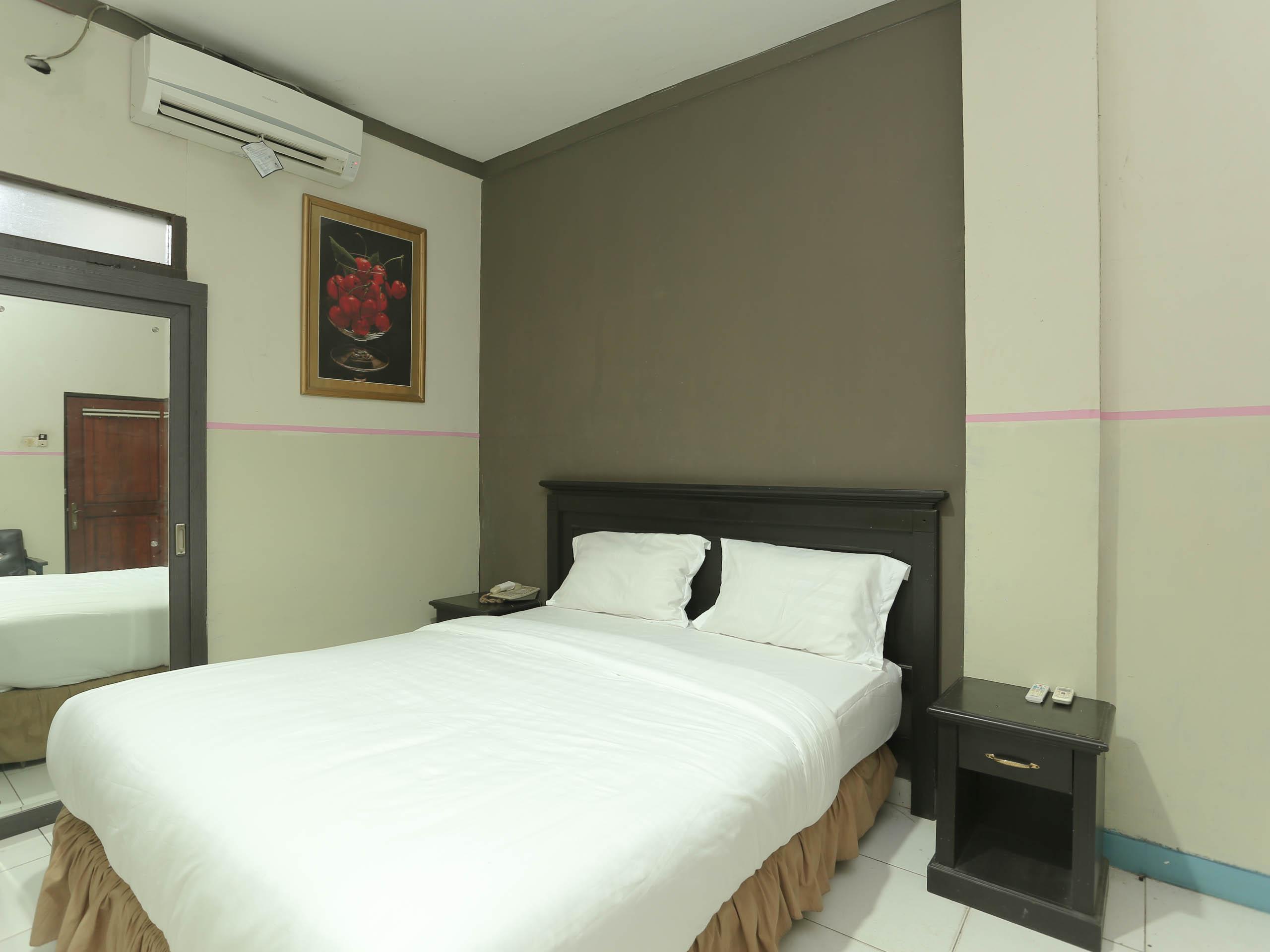Urbanview Hotel Kharisma Banjarmasin Банджермасин Екстериор снимка