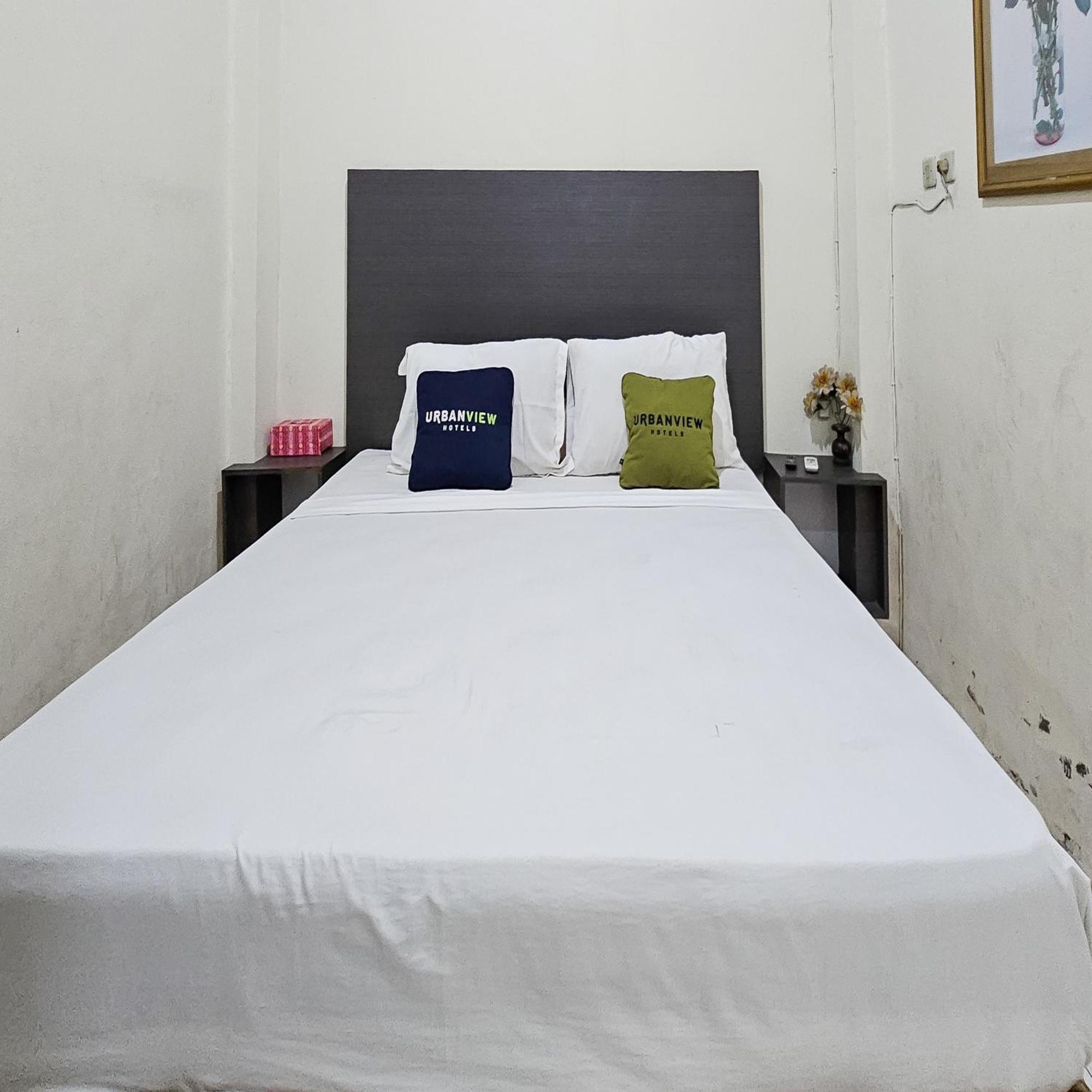 Urbanview Hotel Kharisma Banjarmasin Банджермасин Екстериор снимка