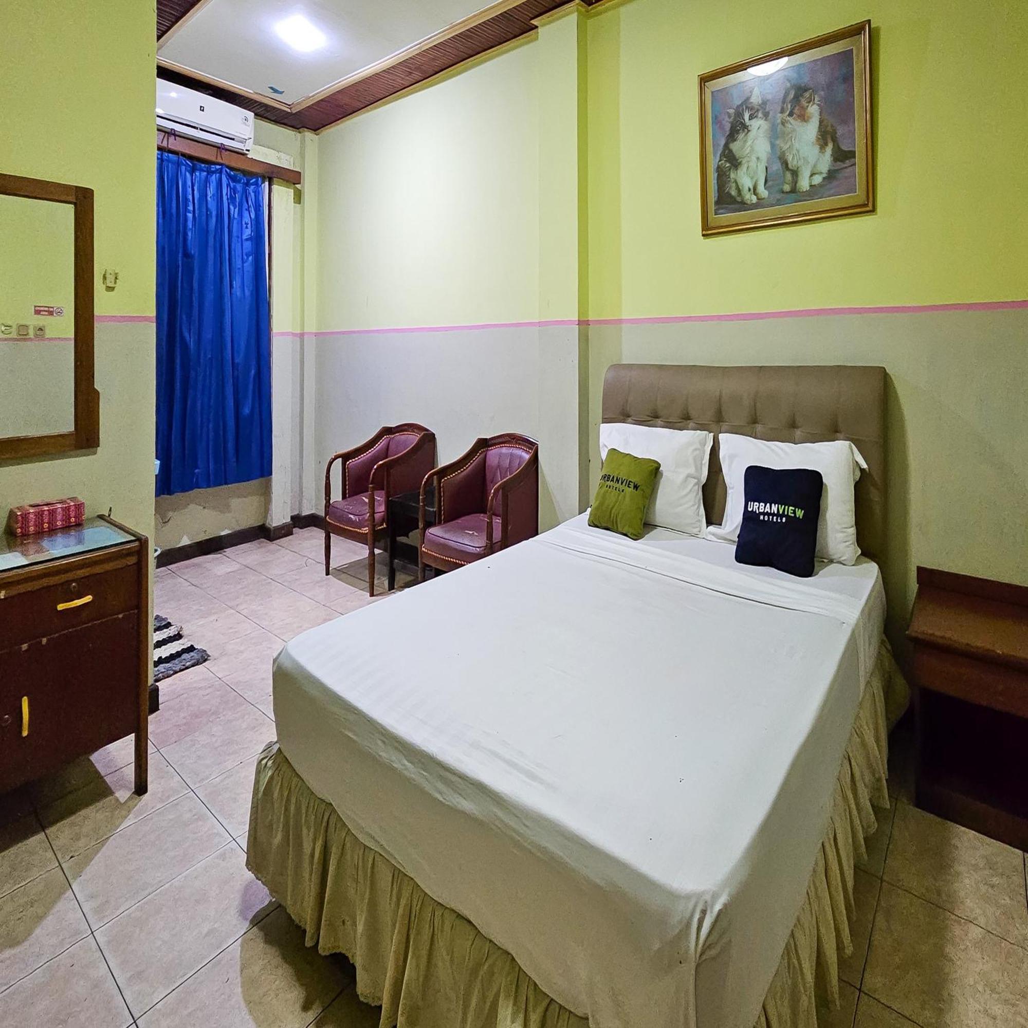 Urbanview Hotel Kharisma Banjarmasin Банджермасин Екстериор снимка